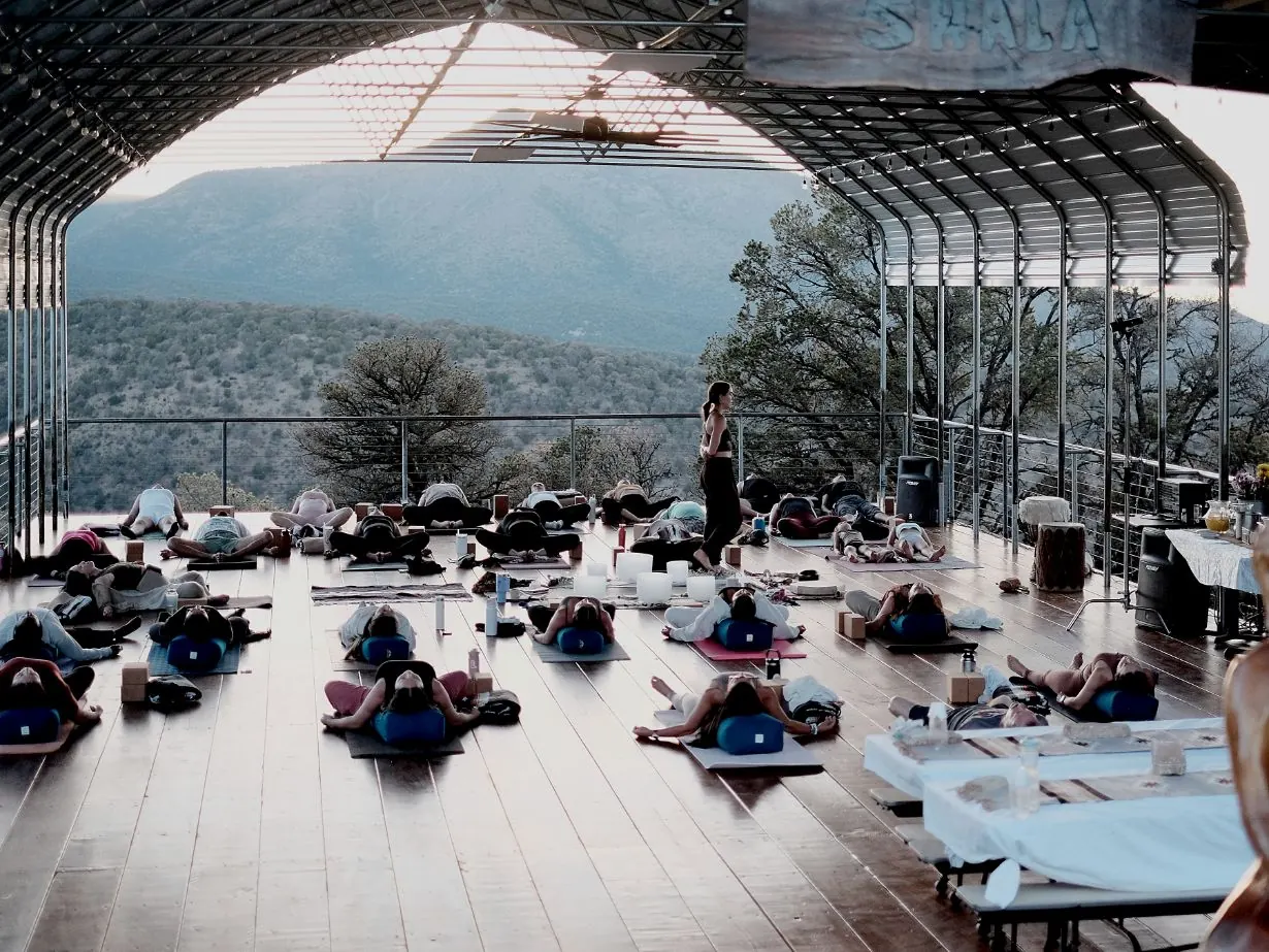 Sunset shala, full house